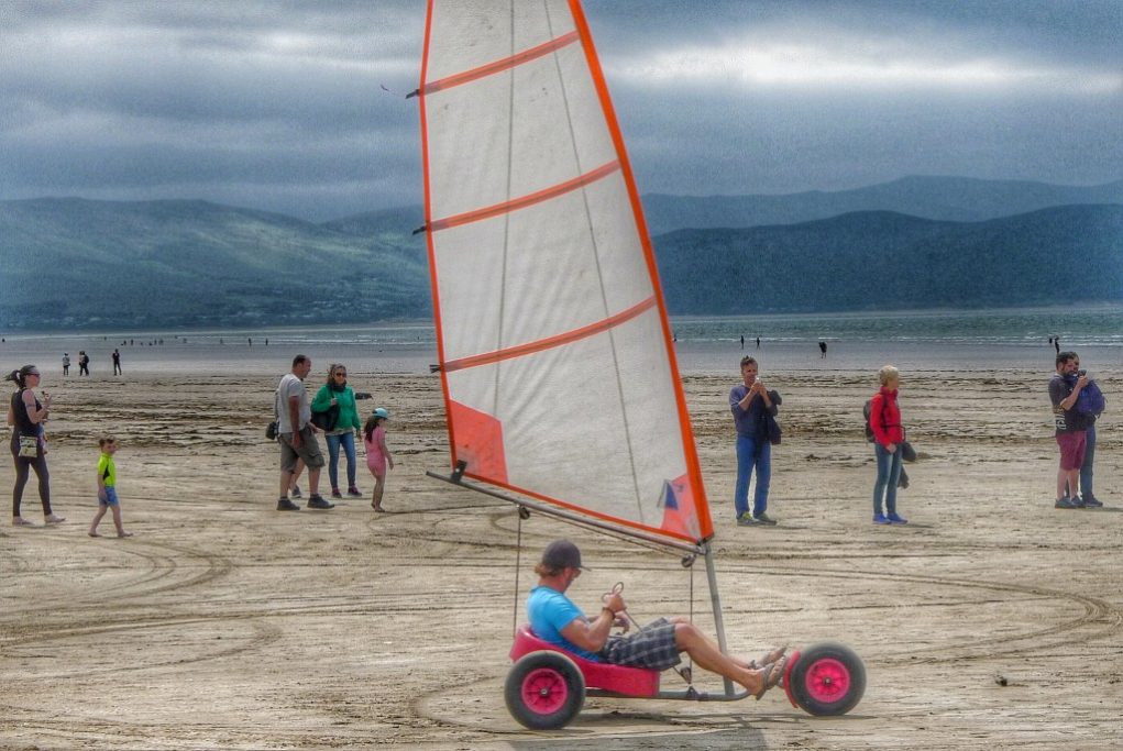 At Inch Beach we took a break to watch people take surf lessons and to watch this dude with the land sailing cart scare a bunch of other tourists.