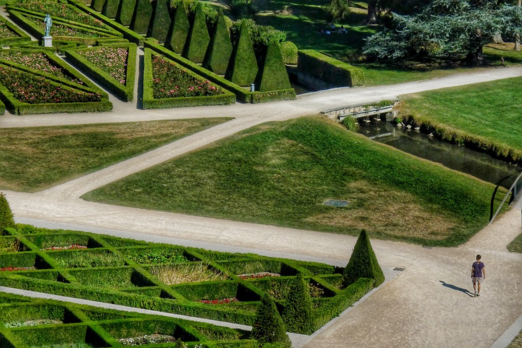 The garden at the château in Vizille had some interesting patterns from above.